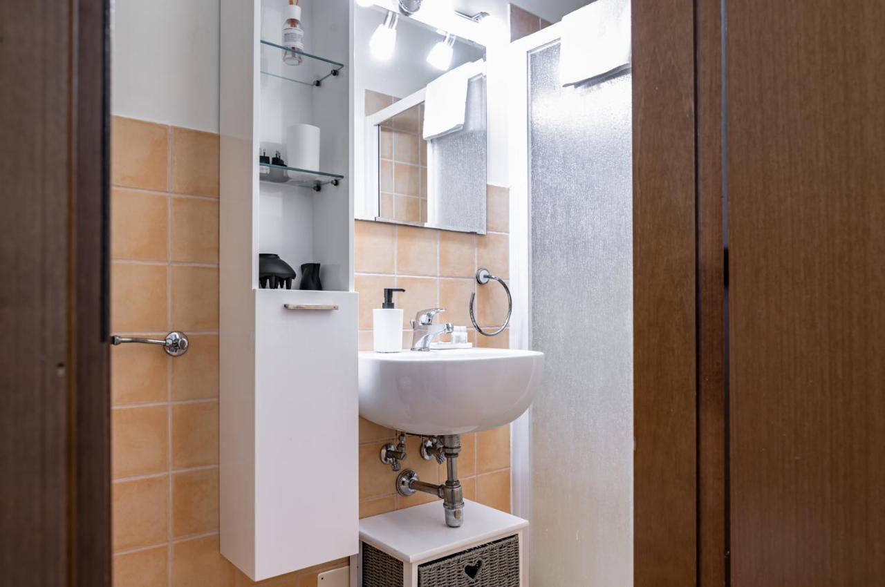 University And San Marco Cozy Apartment Firenze Bagian luar foto